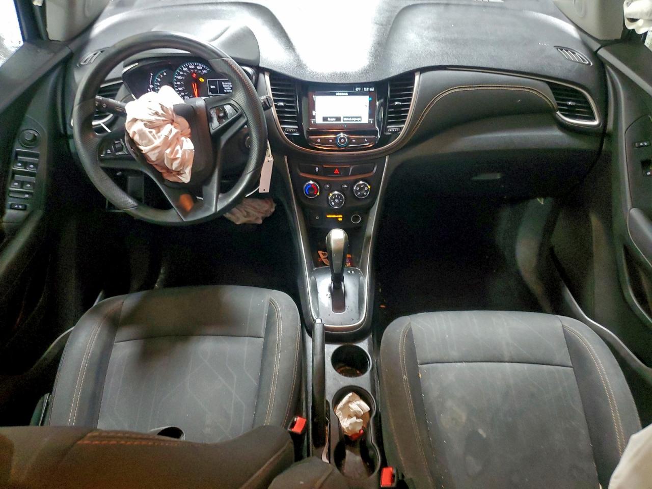 2017 CHEVROLET TRAX 1LT photo 8