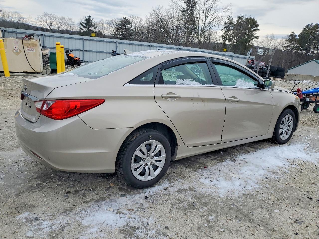 2011 HYUNDAI SONATA GLS photo 3