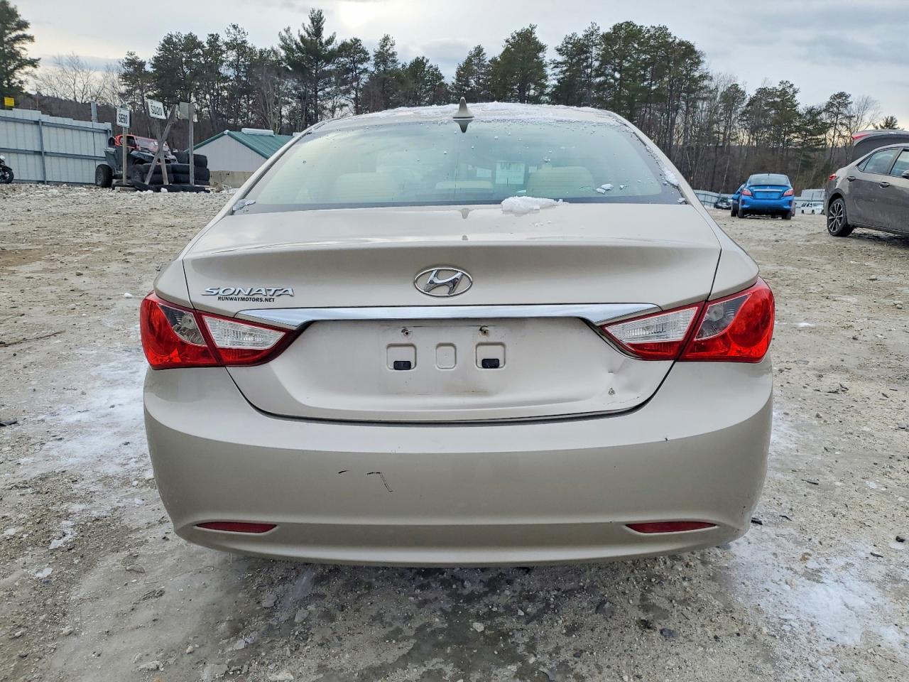 2011 HYUNDAI SONATA GLS photo 6