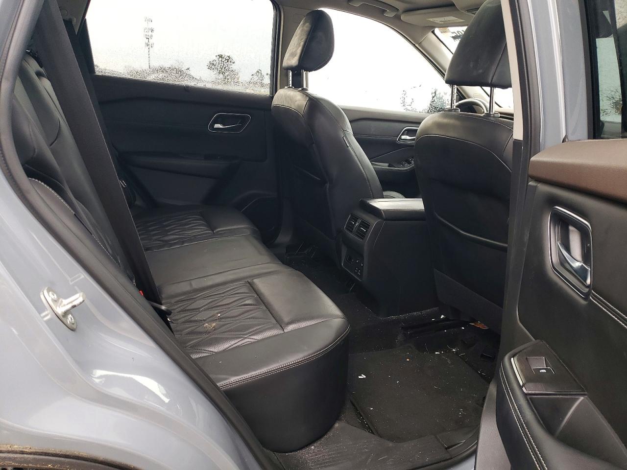 2021 NISSAN ROGUE PLATINUM photo 11
