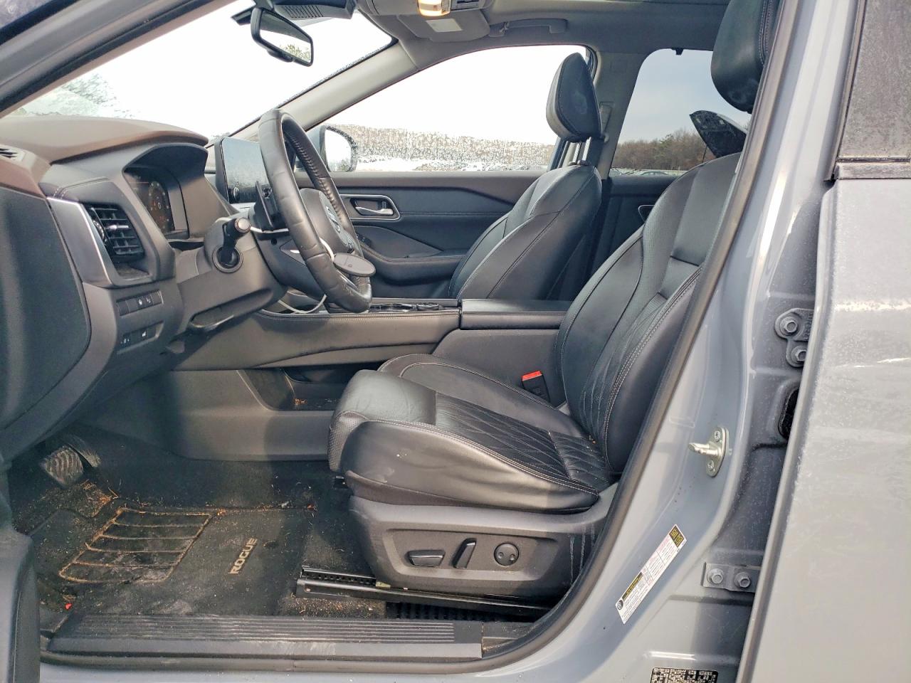 2021 NISSAN ROGUE PLATINUM photo 7