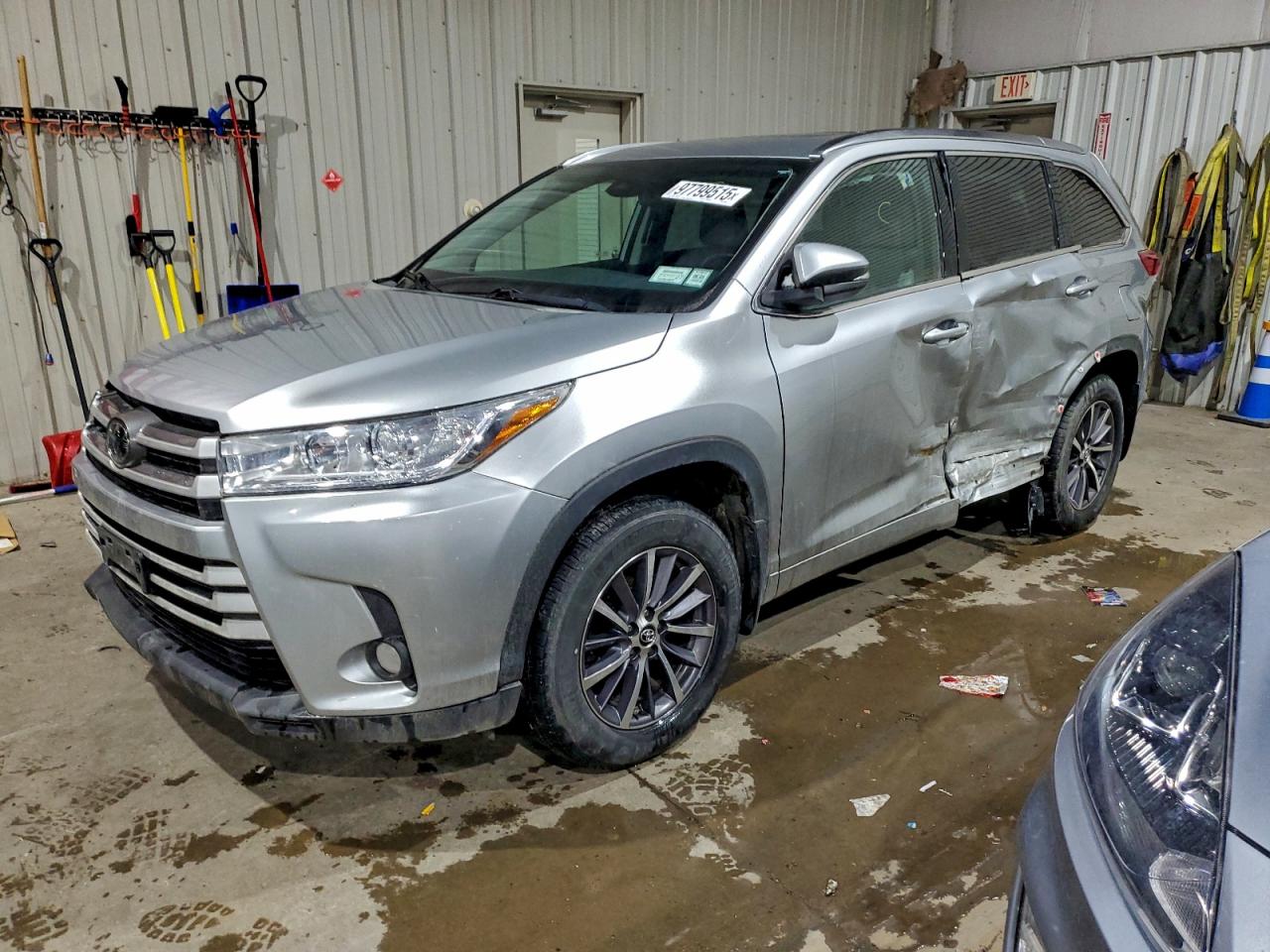 2018 TOYOTA HIGHLANDER