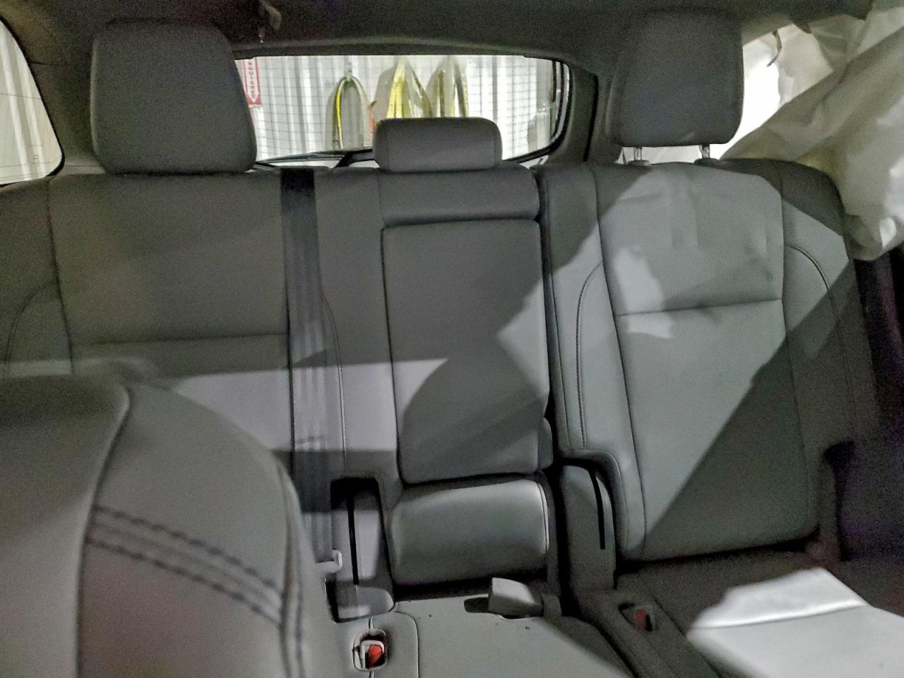 2018 TOYOTA HIGHLANDER SE photo 10