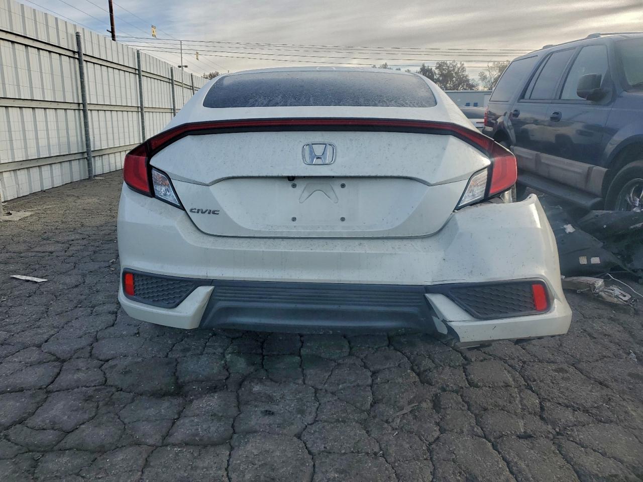 2020 HONDA CIVIC LX photo 6