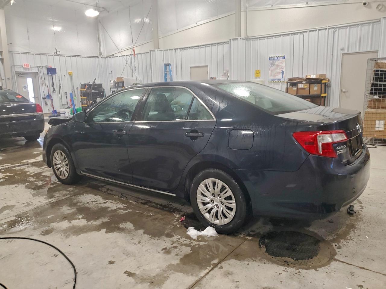 2013 TOYOTA CAMRY L photo 2