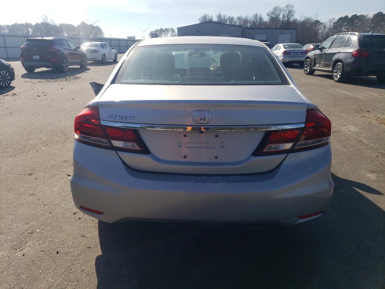 2013 HONDA CIVIC LX photo 6