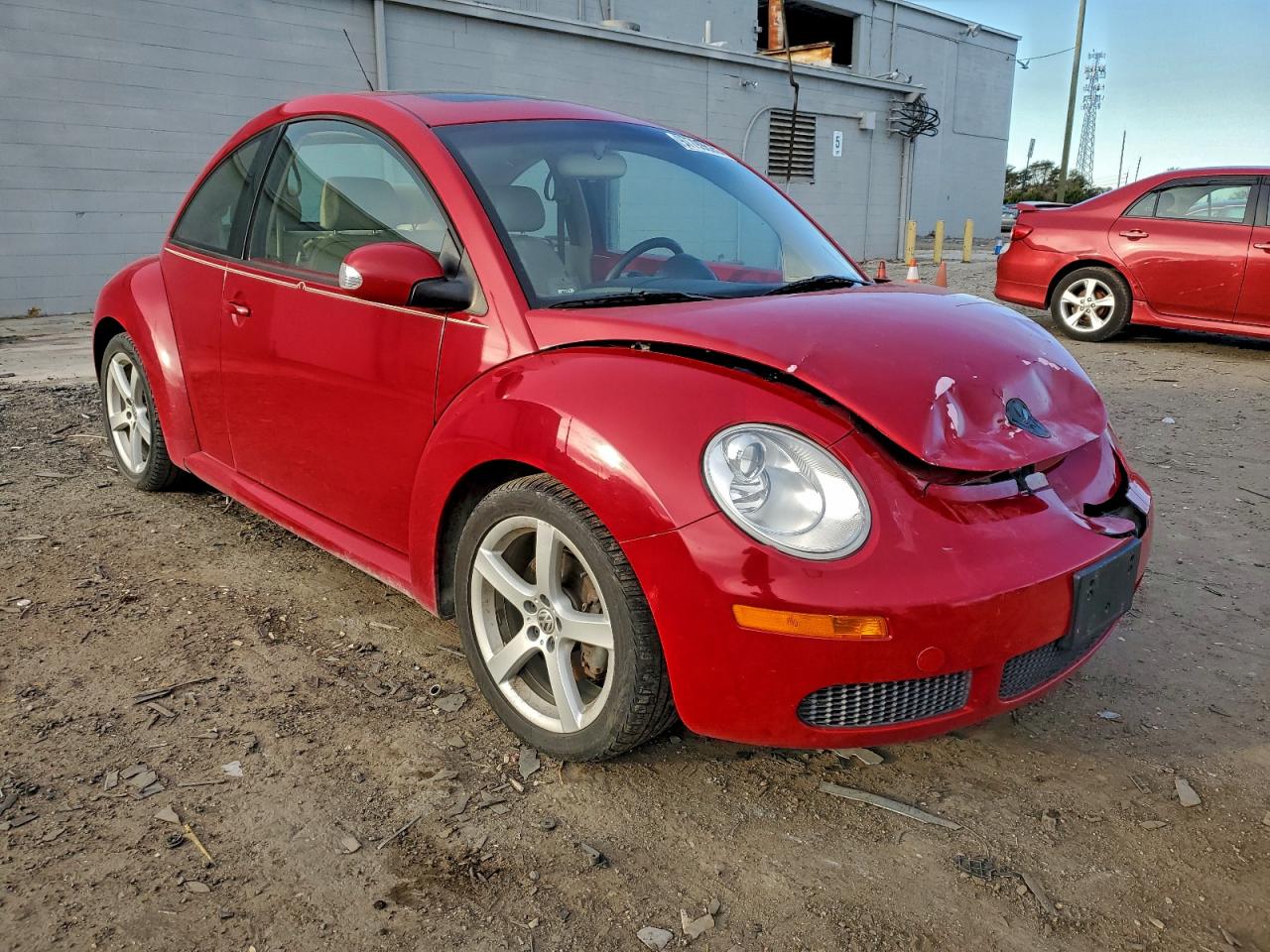 2009 VOLKSWAGEN NEW BEETLE S photo 4