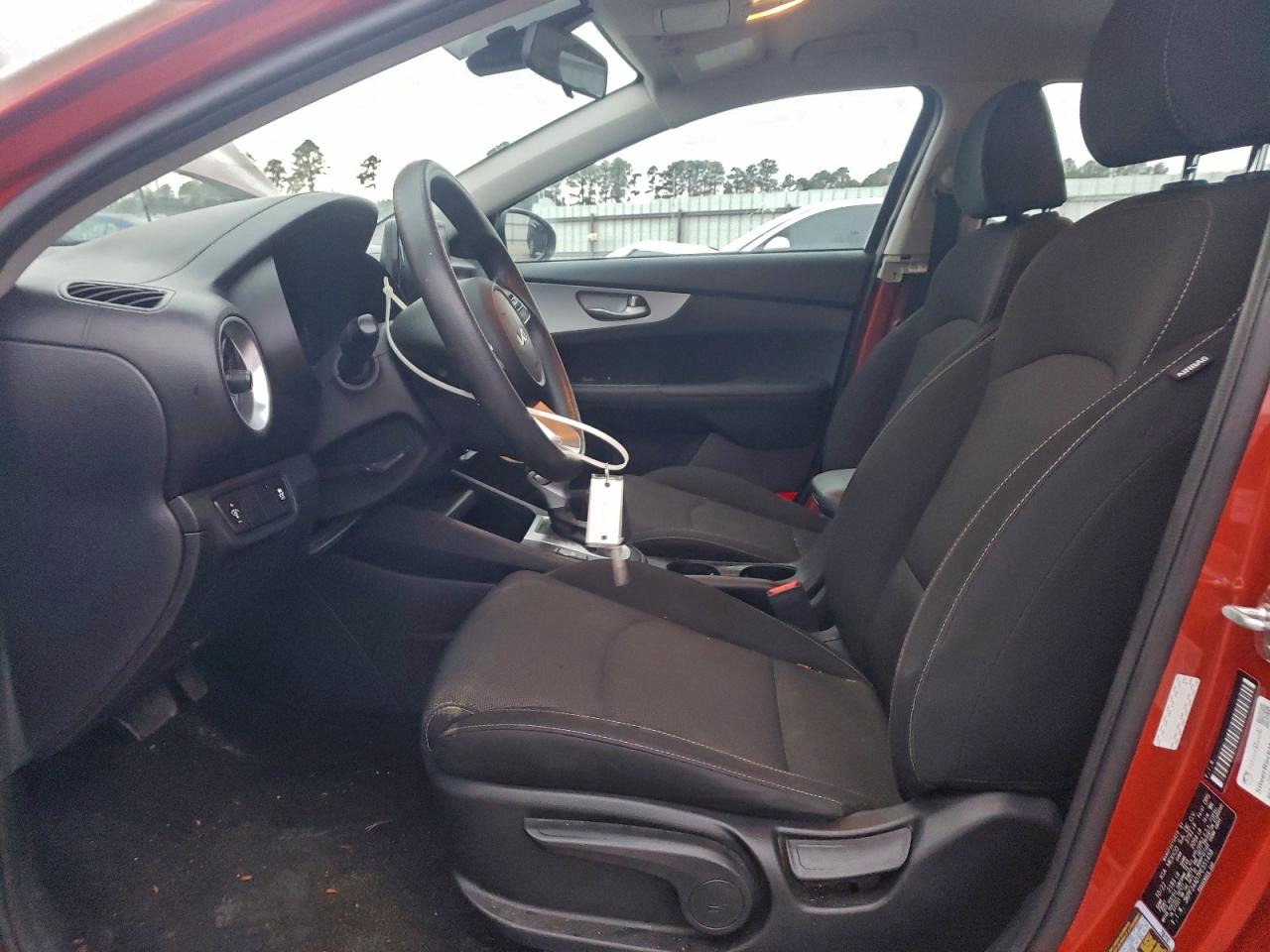 2023 KIA FORTE LX photo 7