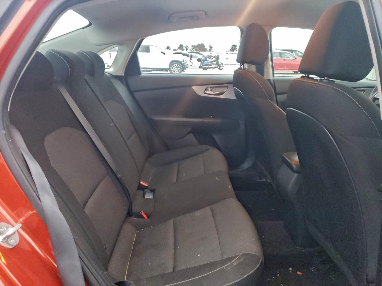 2023 KIA FORTE LX photo 10