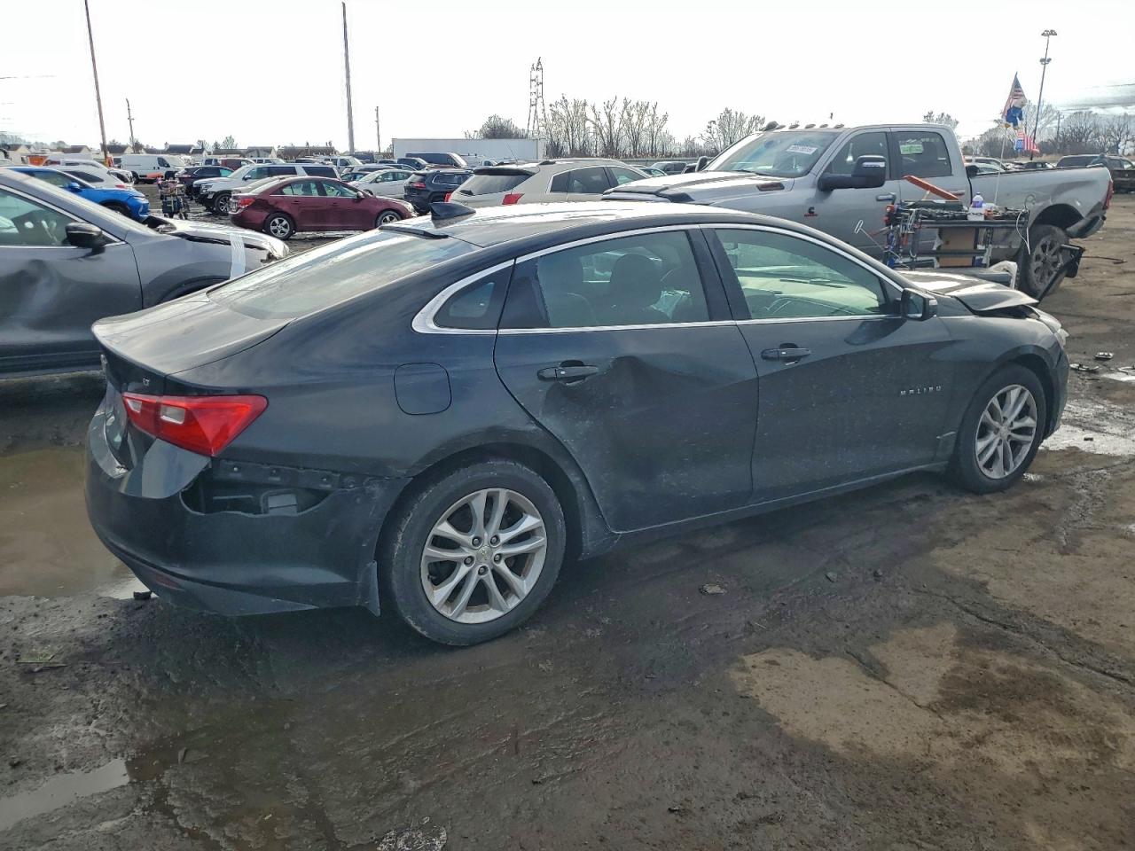 2016 CHEVROLET MALIBU LT photo 3