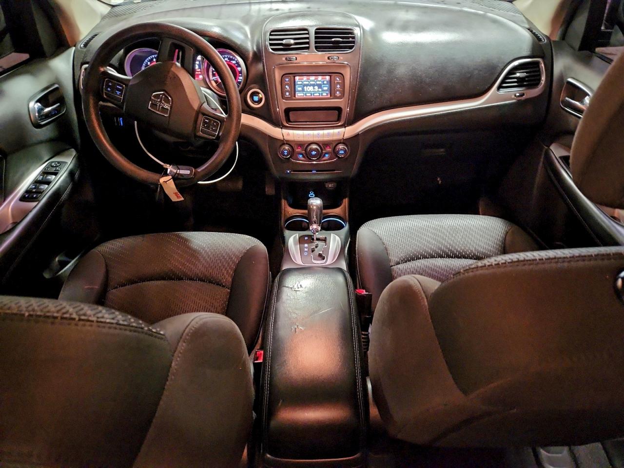 2018 DODGE JOURNEY SXT photo 8