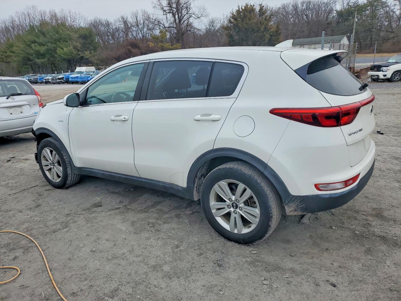 2019 KIA SPORTAGE LX photo 2