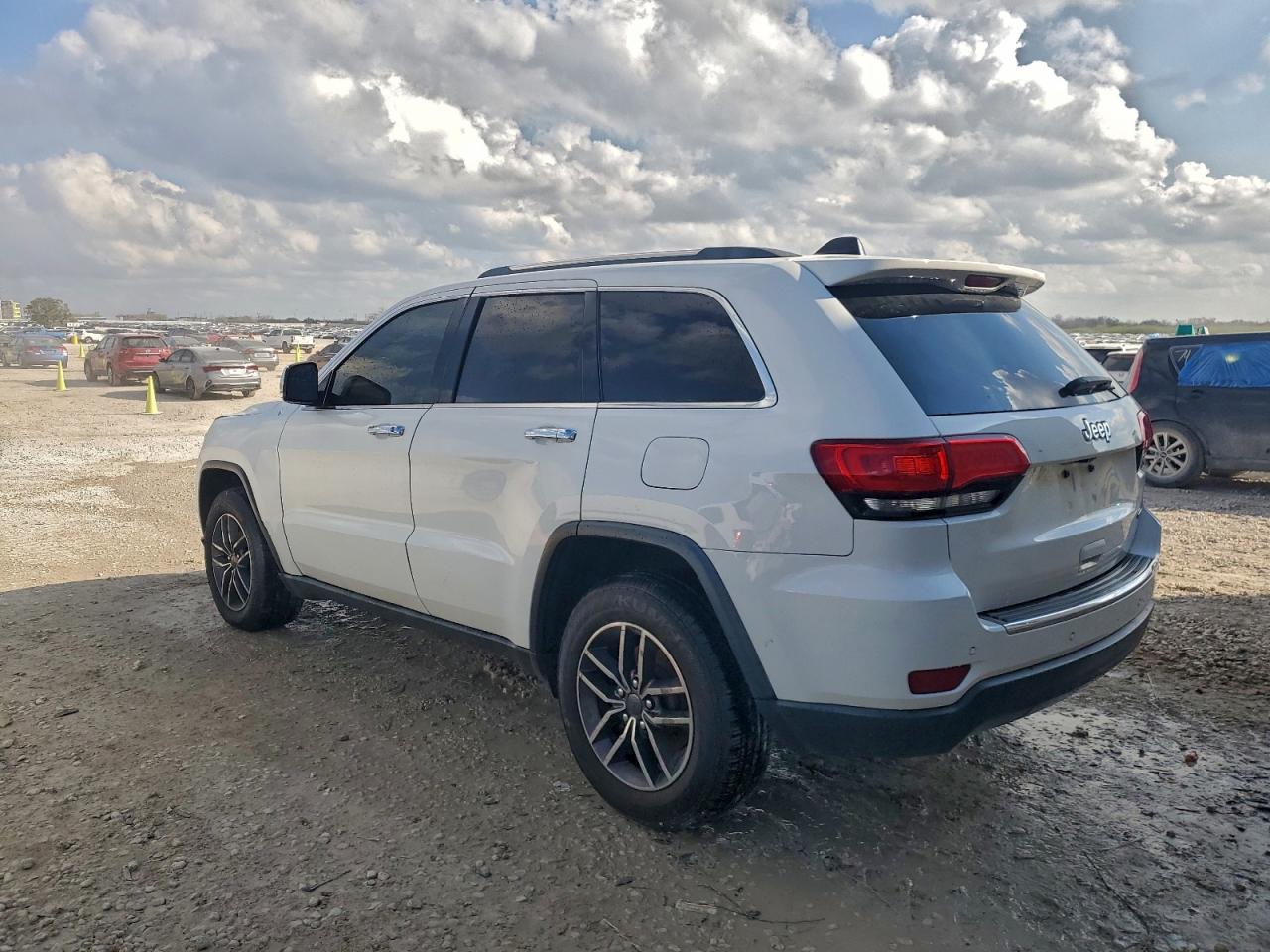 2019 JEEP GRAND CHEROKEE LIMITED photo 3
