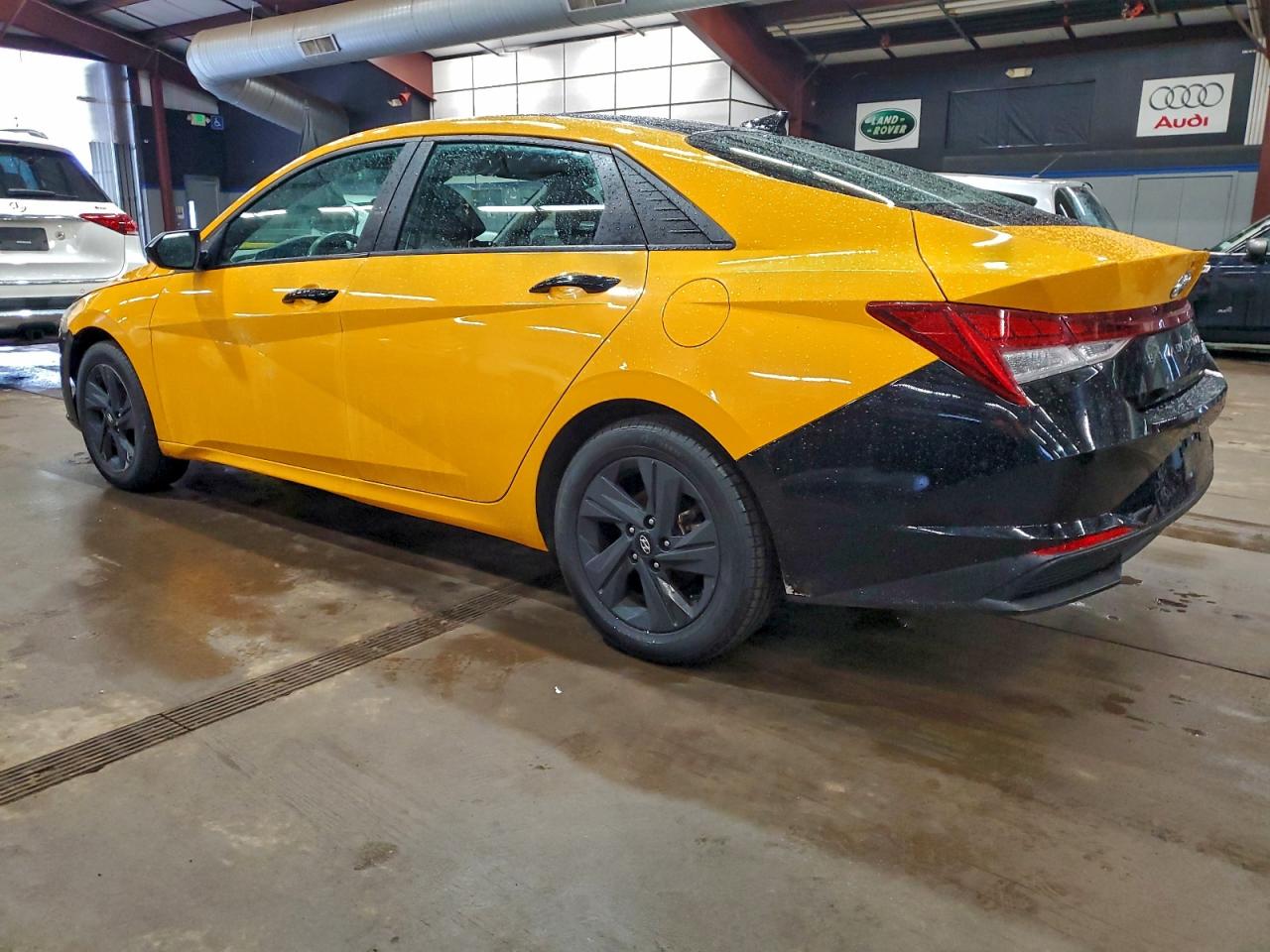 2023 HYUNDAI ELANTRA BLUE photo 2