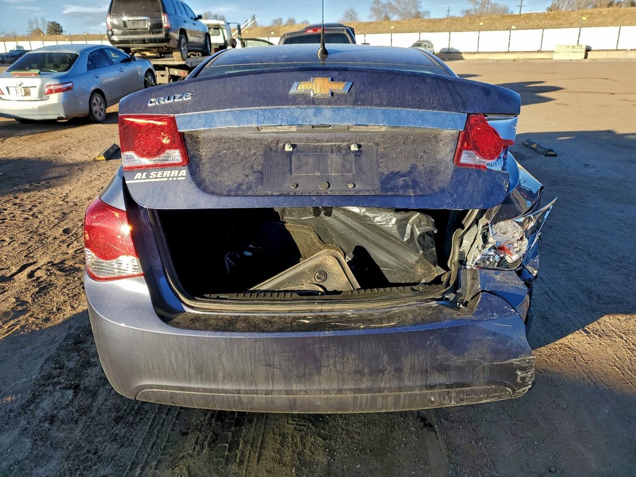 2014 CHEVROLET CRUZE LS photo 6