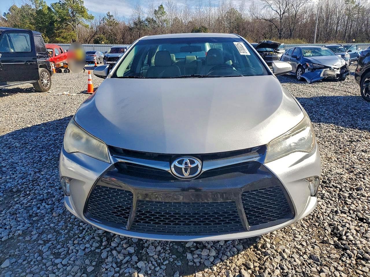 2017 TOYOTA CAMRY LE photo 5