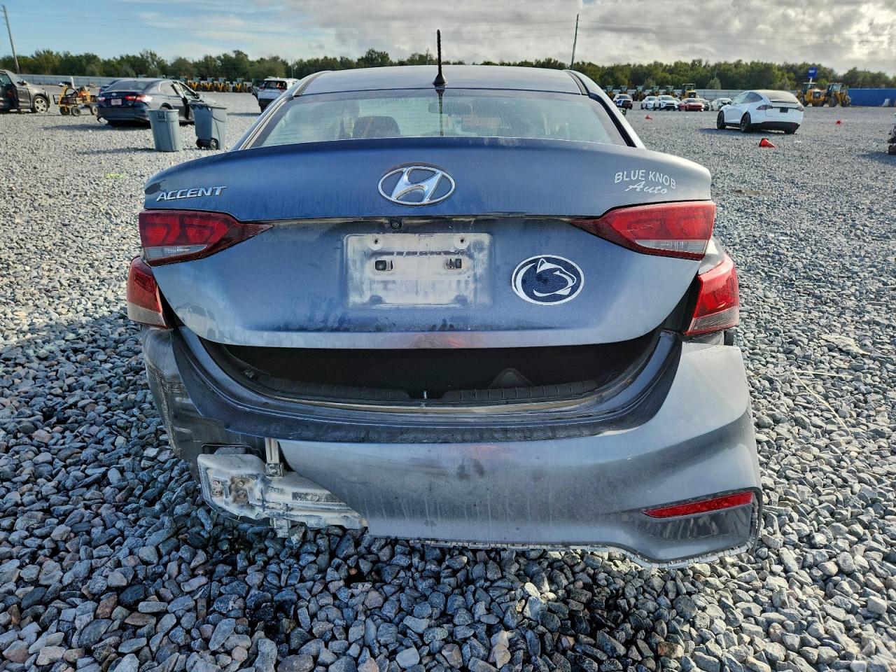 2019 HYUNDAI ACCENT SE photo 16