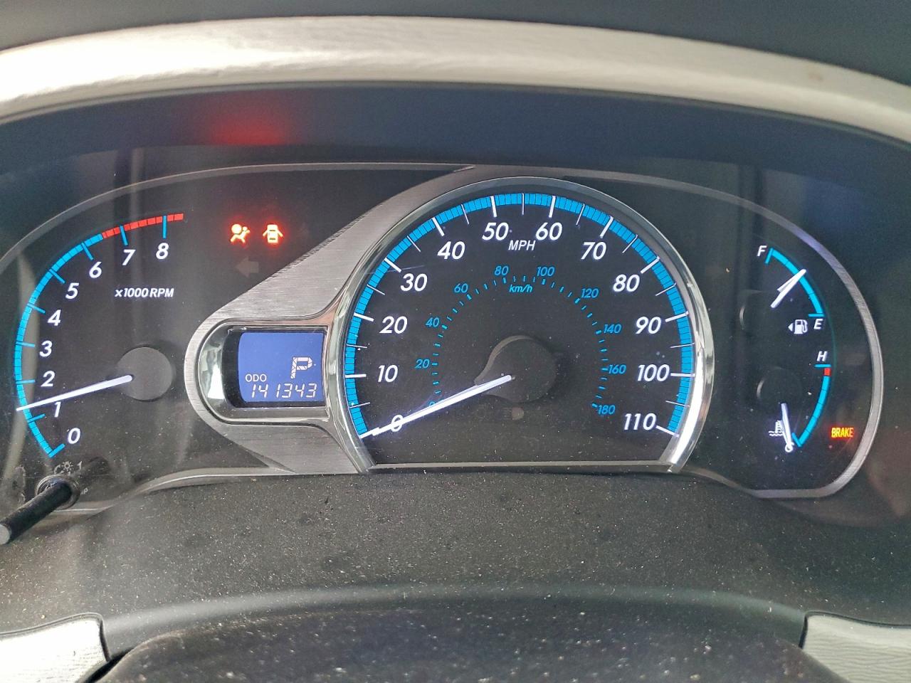2014 TOYOTA SIENNA XLE photo 9