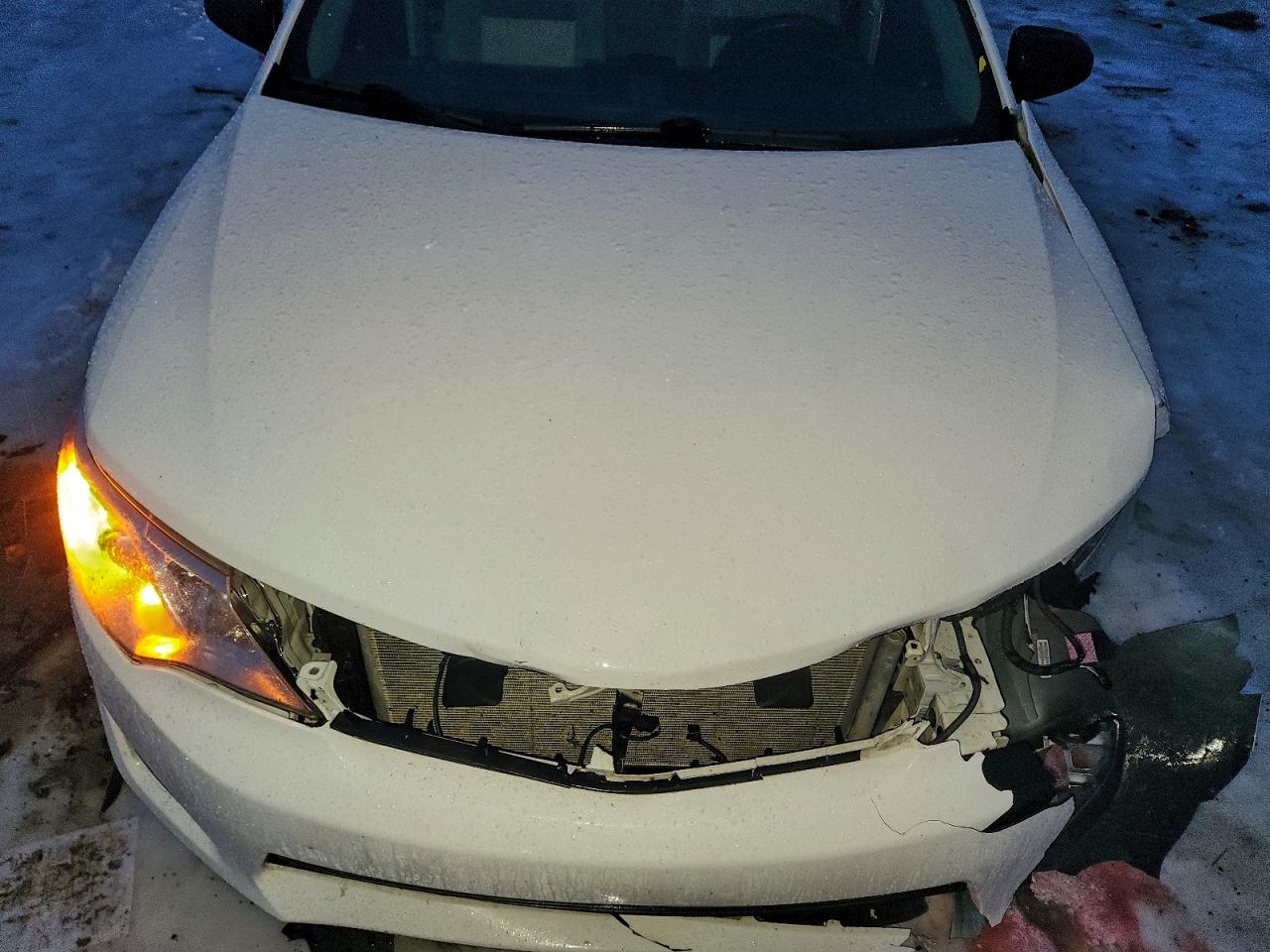 2013 TOYOTA CAMRY L photo 11