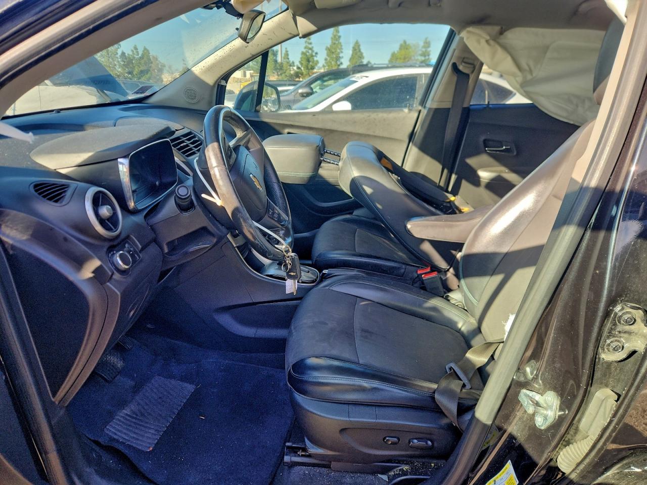 2015 CHEVROLET TRAX 1LT photo 13