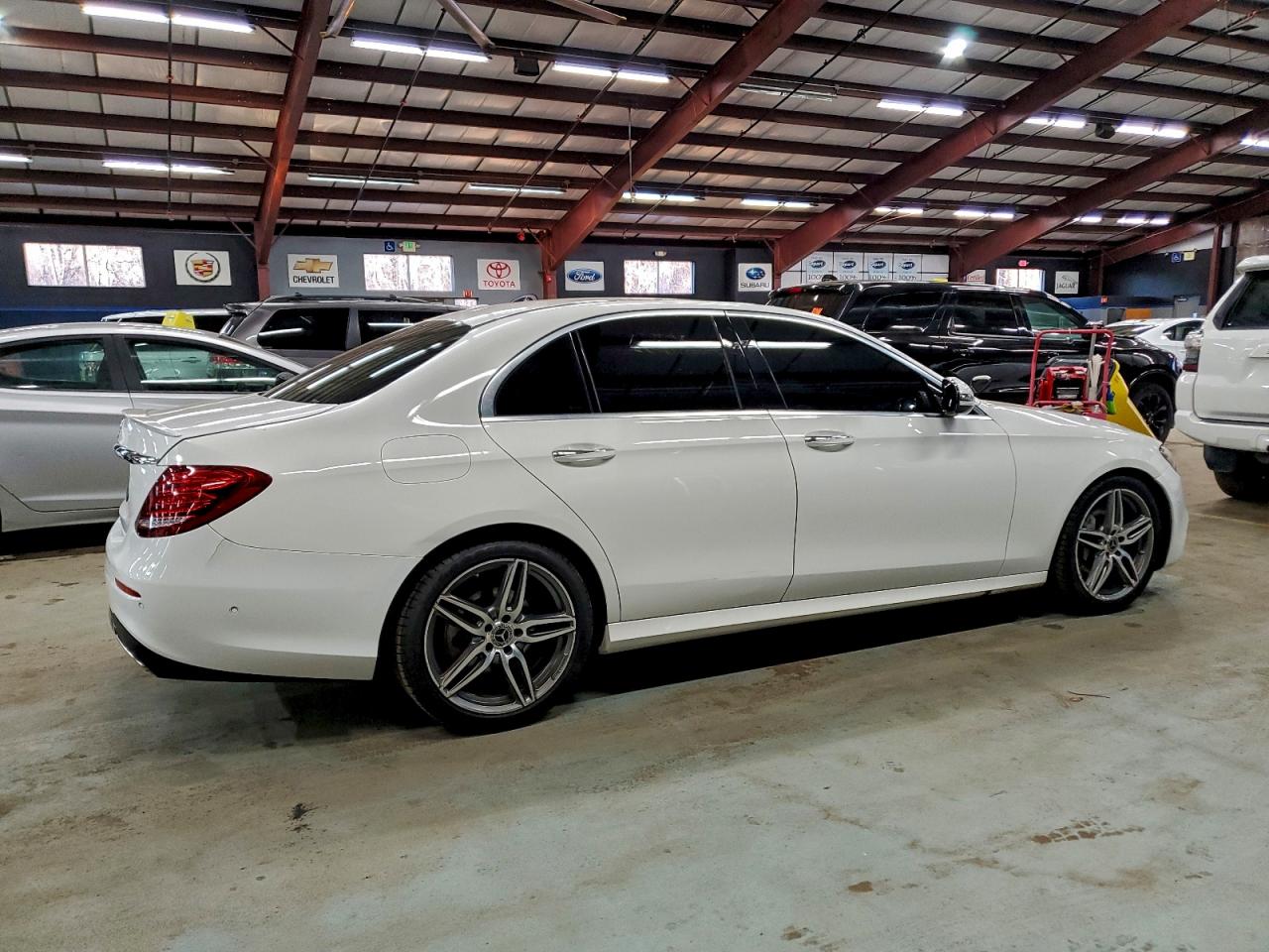 2018 MERCEDES-BENZ E 300 photo 7