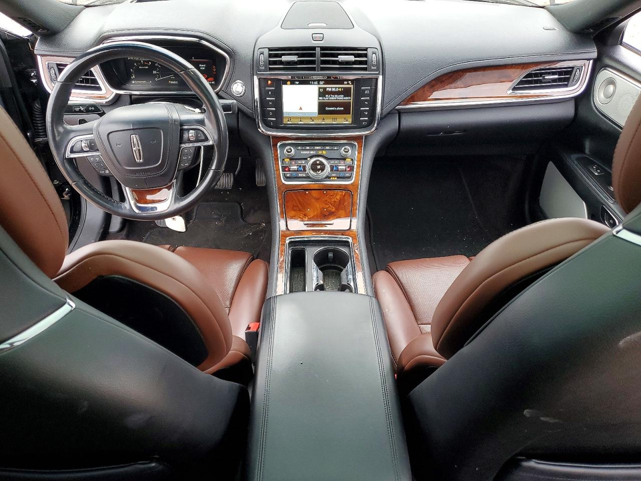 2018 LINCOLN CONTINENTAL RESERVE photo 8
