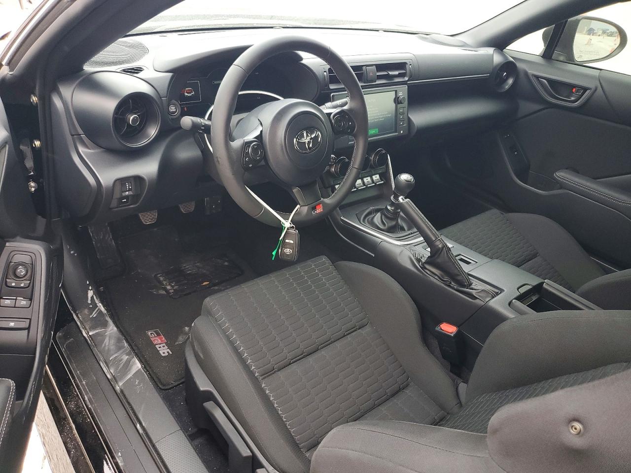2025 TOYOTA GR 86 photo 15