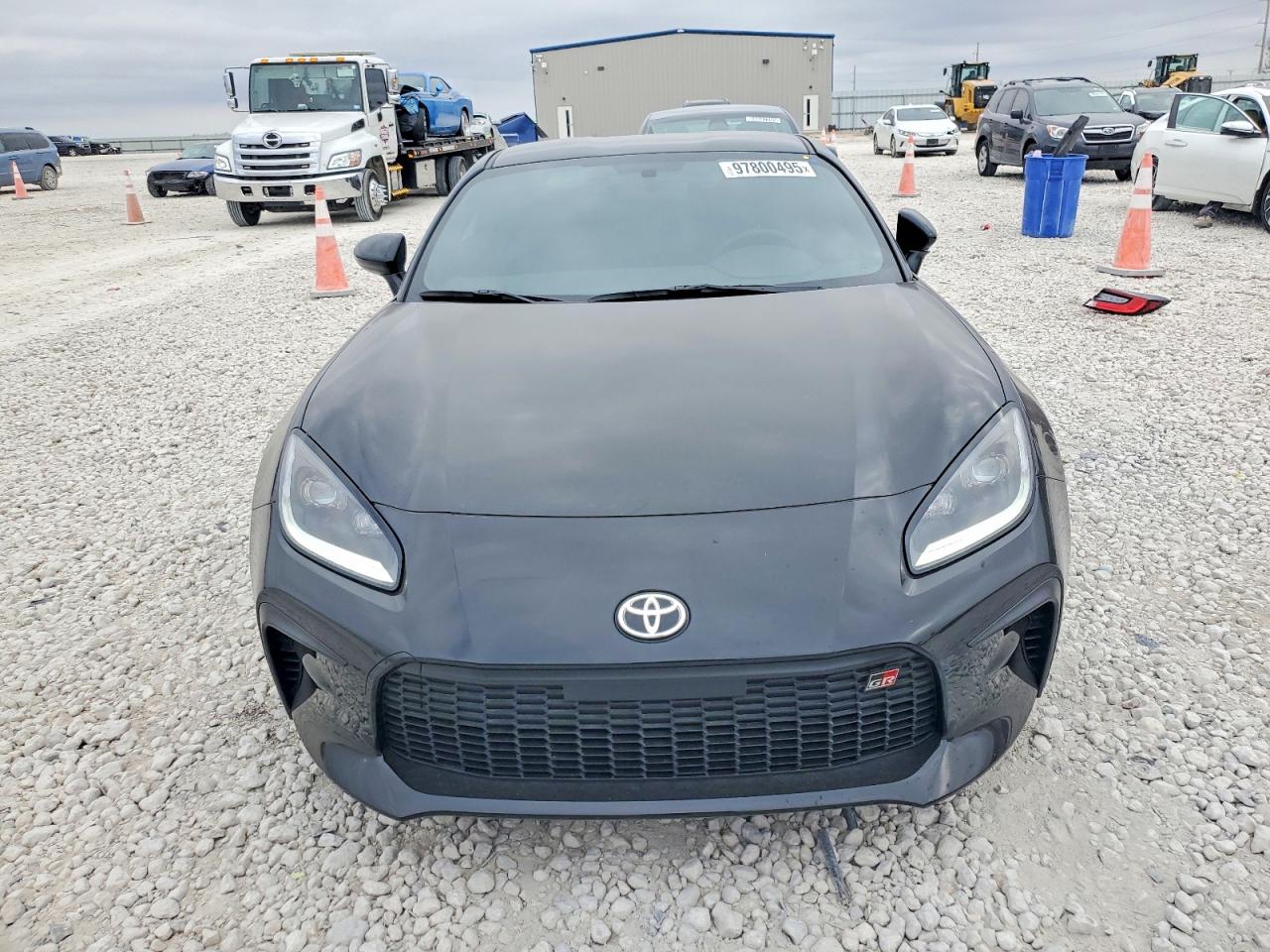 2025 TOYOTA GR 86 photo 9
