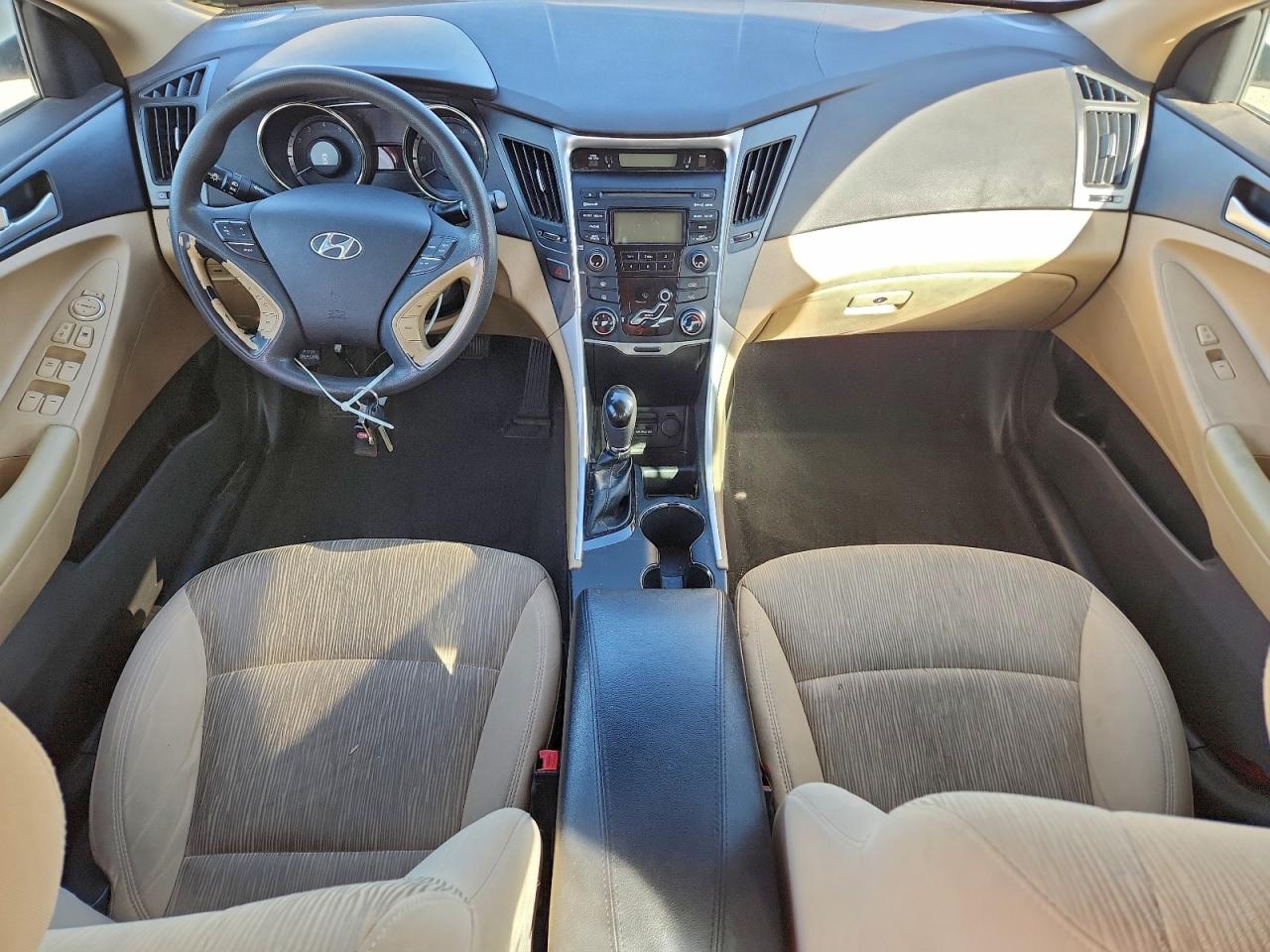 2013 HYUNDAI SONATA GLS photo 22