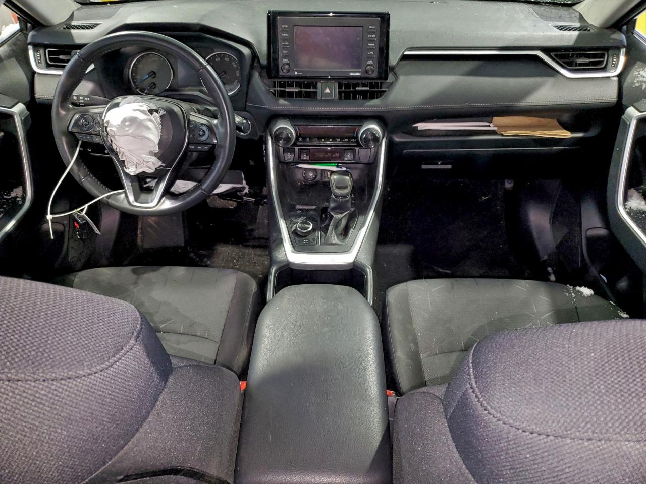 2022 TOYOTA RAV4 XLE photo 8