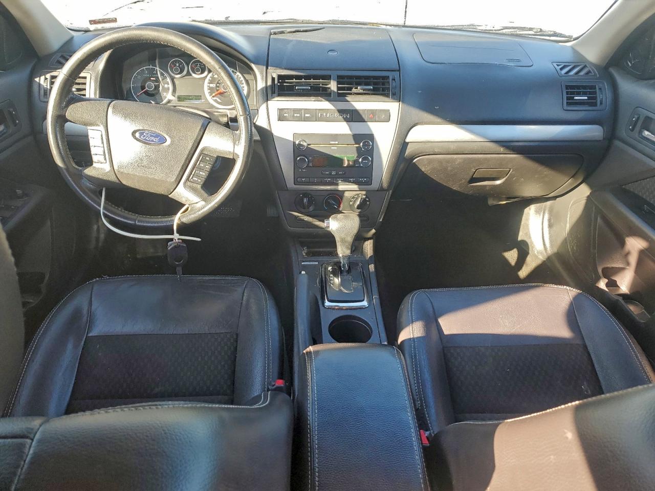 2009 FORD FUSION SE photo 8