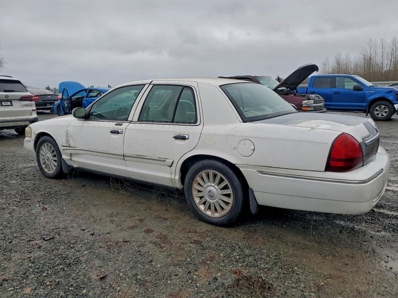 2008 MERCURY GRAND MARQUIS LS photo 2