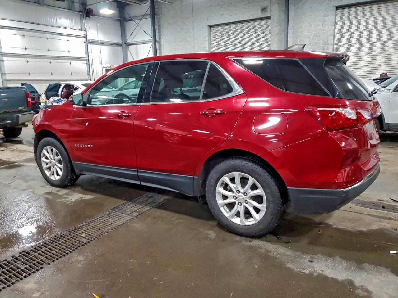 2018 CHEVROLET EQUINOX LT photo 2