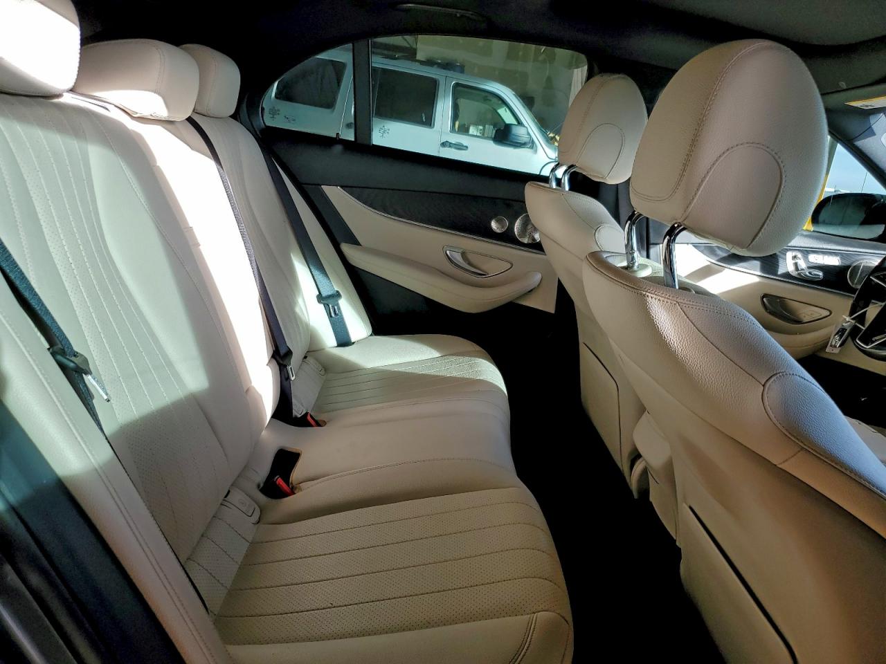 2021 MERCEDES-BENZ E 350 photo 28