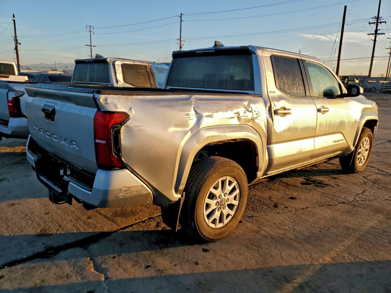 2024 TOYOTA TACOMA DOUBLE CAB photo 5