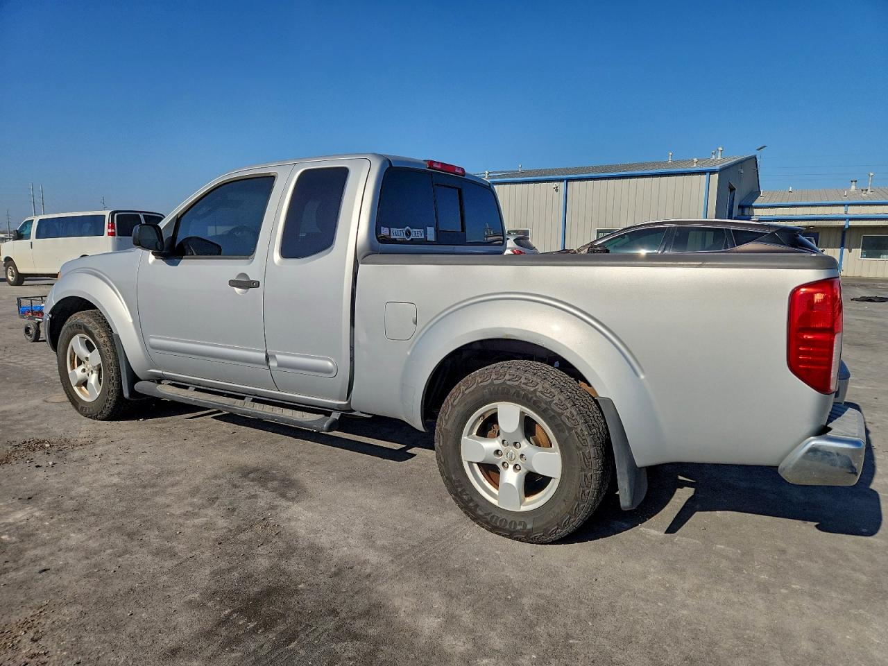 2005 NISSAN FRONTIER KING CAB LE photo 2