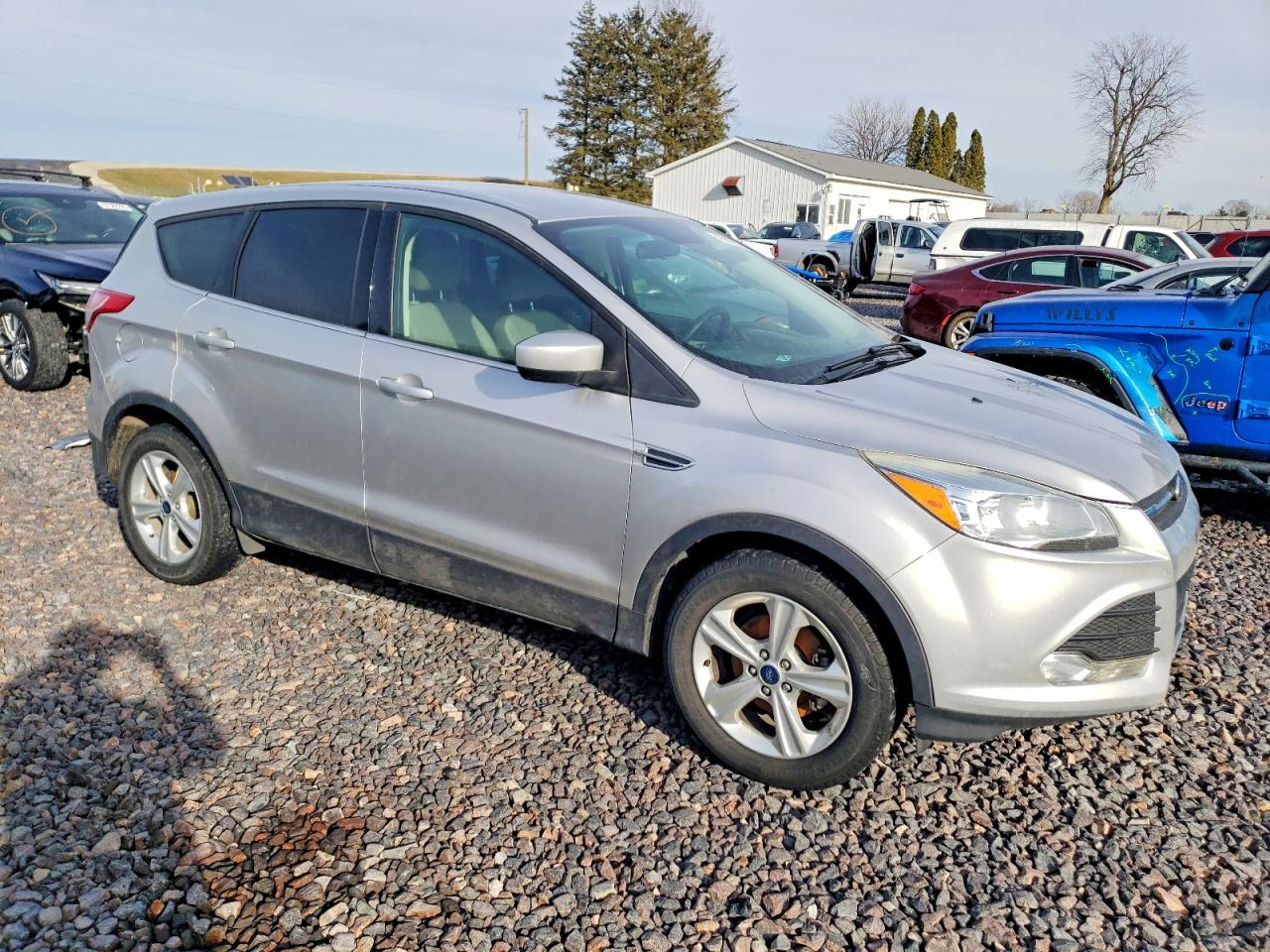 2016 FORD ESCAPE SE photo 4