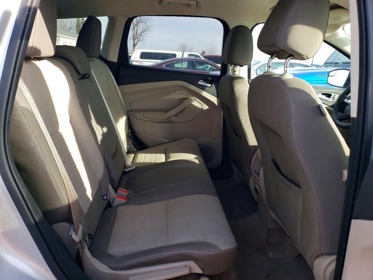 2016 FORD ESCAPE SE photo 10