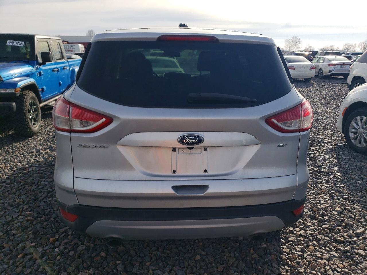 2016 FORD ESCAPE SE photo 6