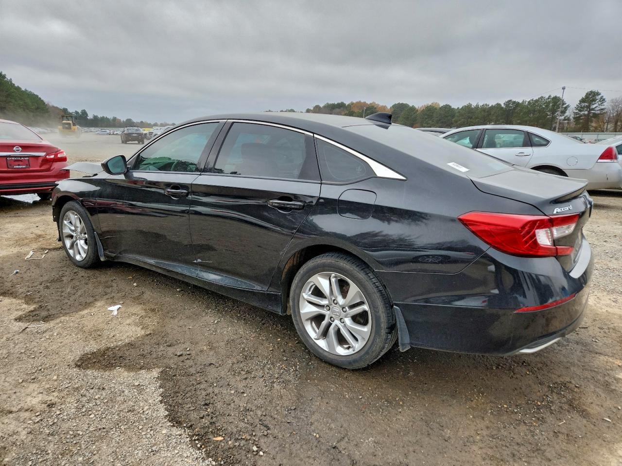 2018 HONDA ACCORD LX photo 2