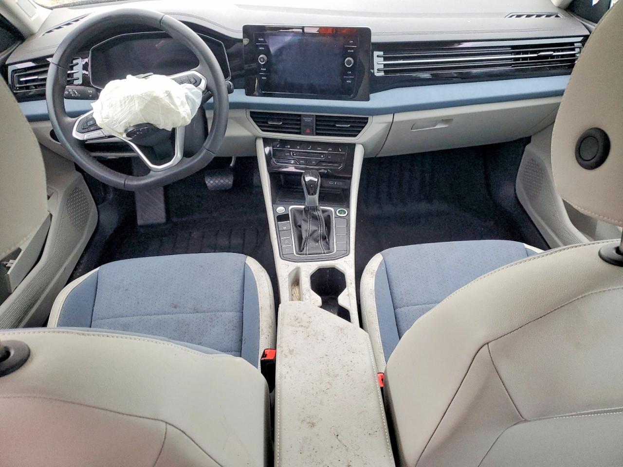2025 VOLKSWAGEN JETTA SE photo 15