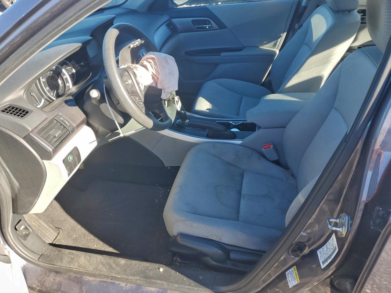 2014 HONDA ACCORD LX photo 19