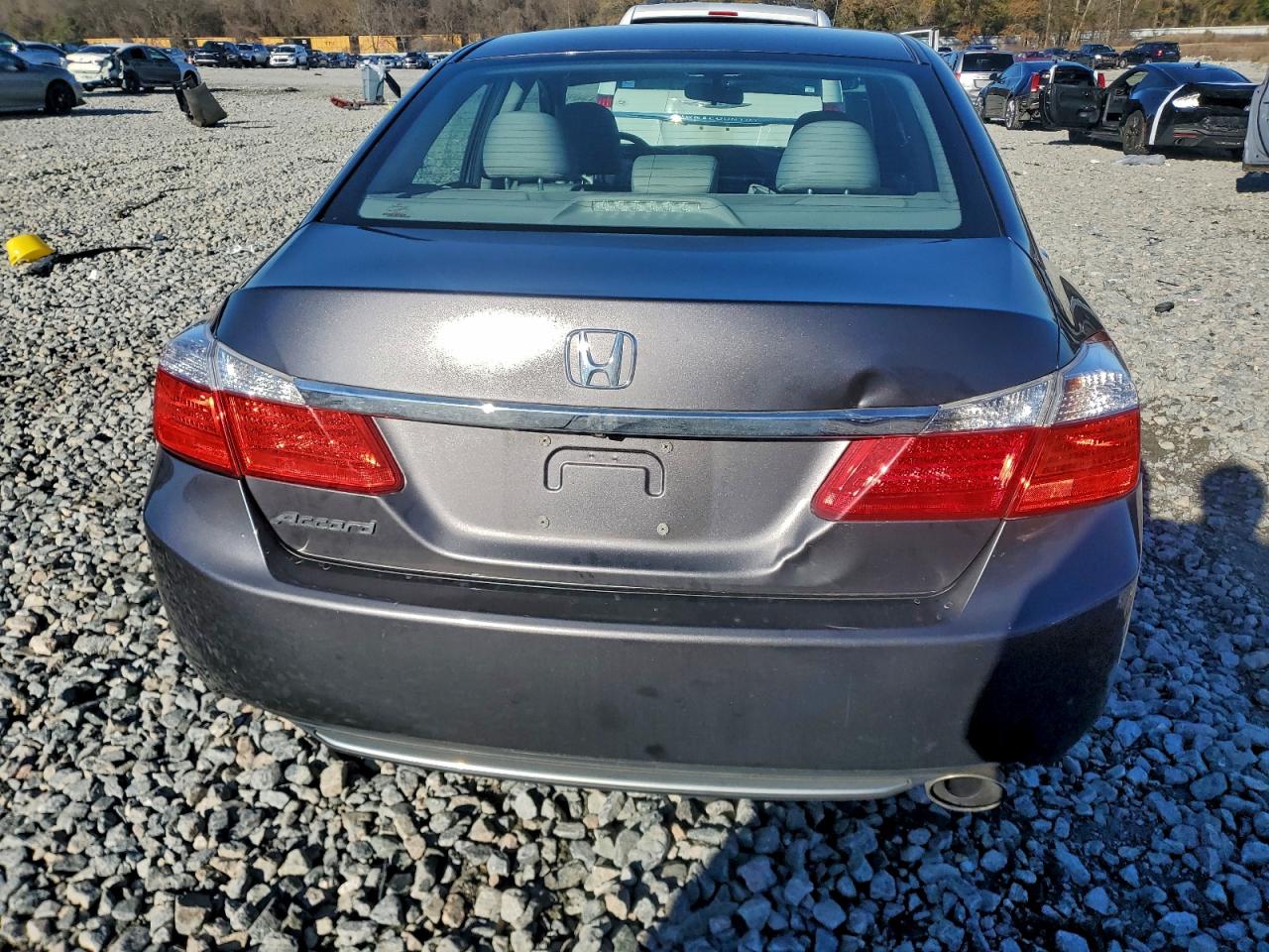 2014 HONDA ACCORD LX photo 16