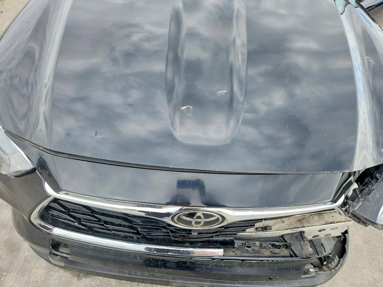 2022 TOYOTA HIGHLANDER LIMITED photo 34