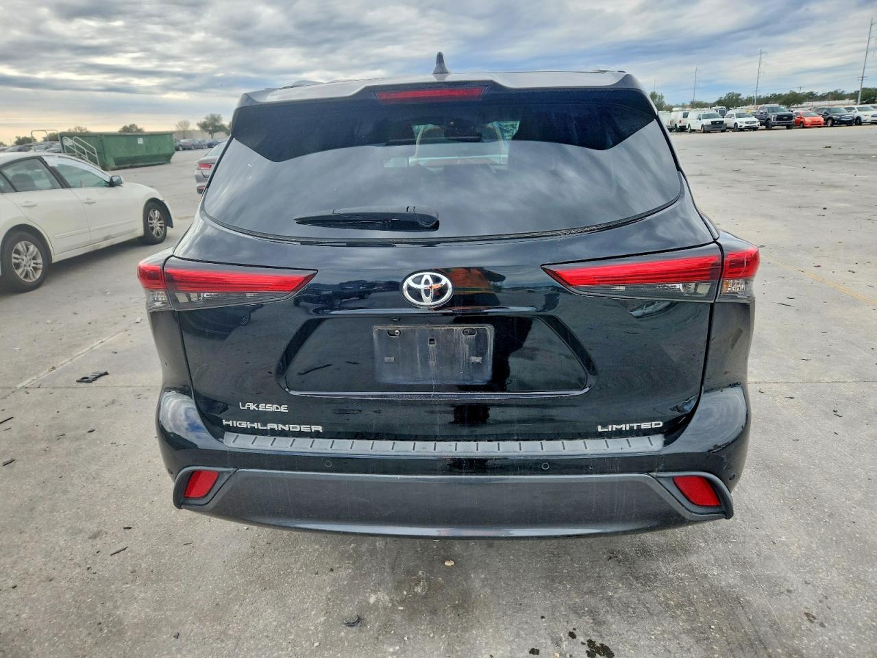 2022 TOYOTA HIGHLANDER LIMITED photo 16