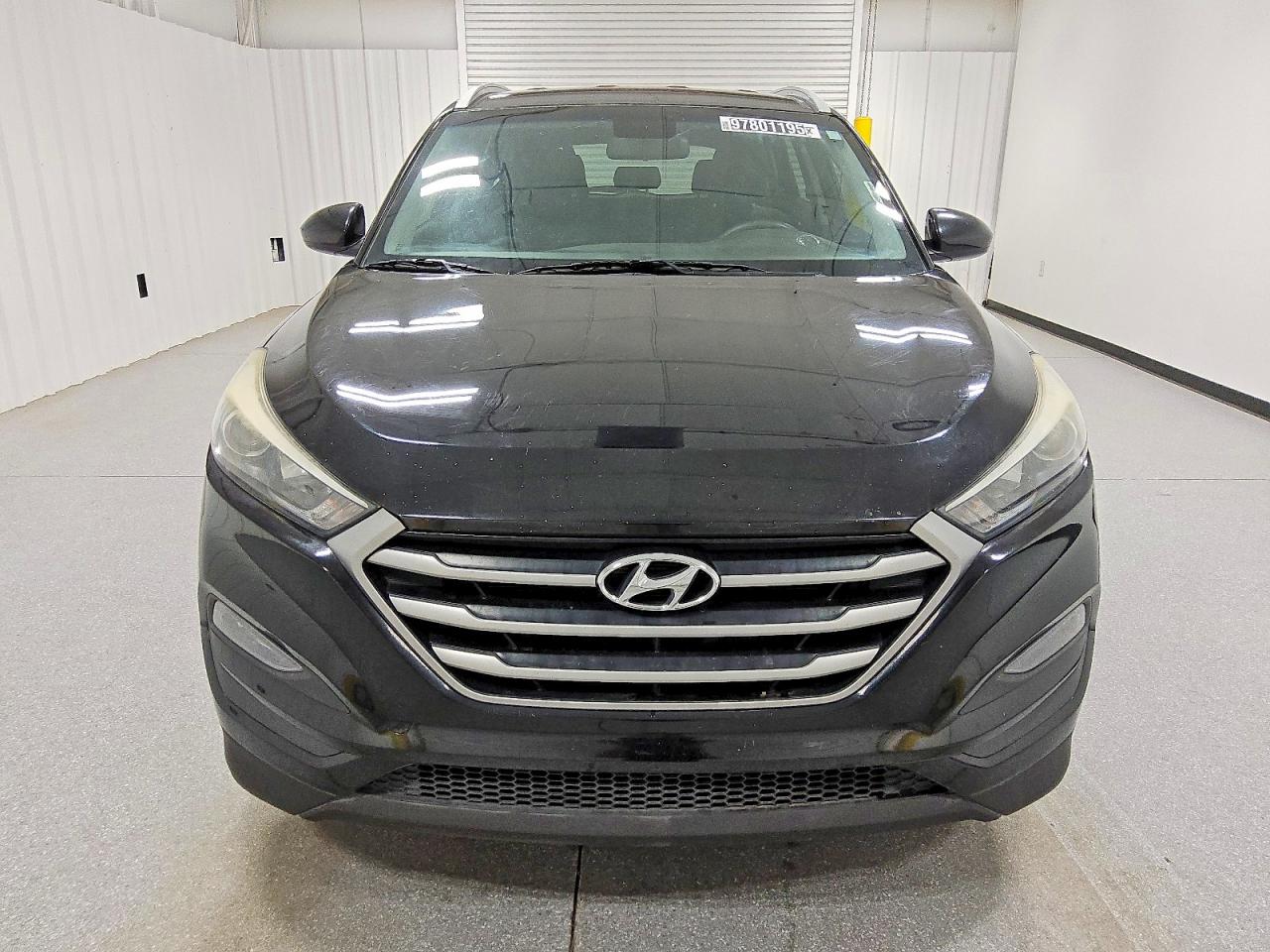 2018 HYUNDAI TUCSON SEL photo 5