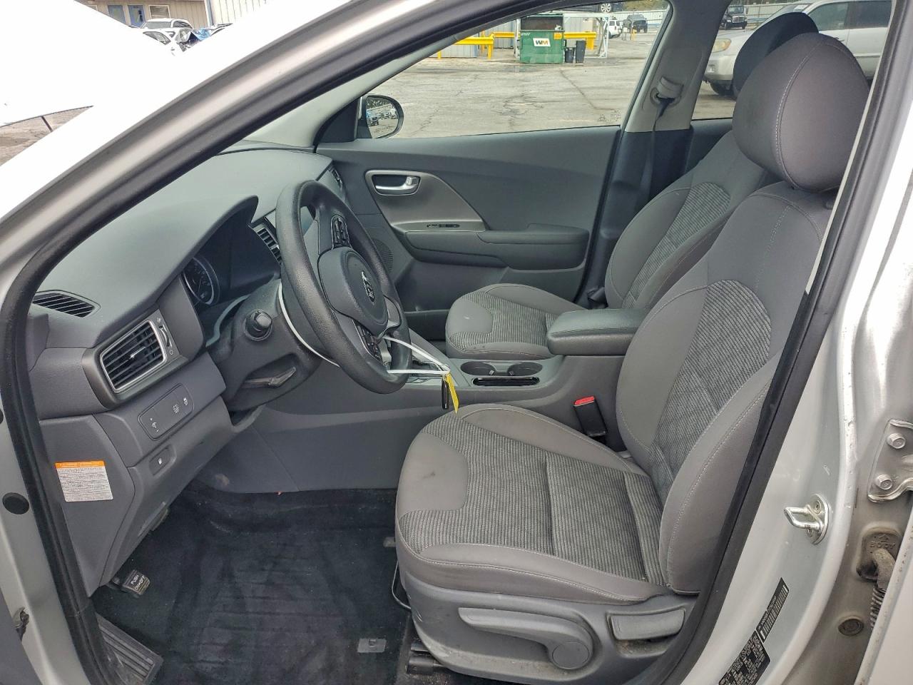 2018 KIA NIRO FE photo 7
