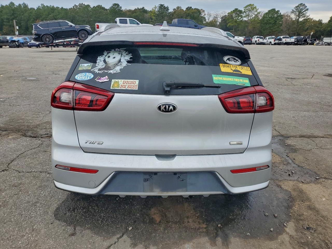 2018 KIA NIRO FE photo 6