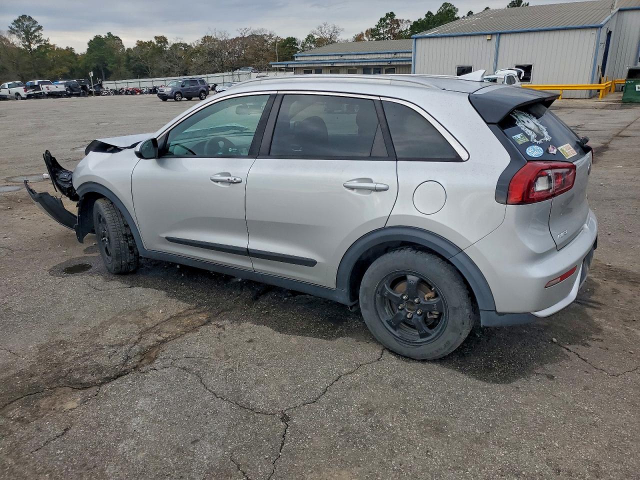 2018 KIA NIRO FE photo 2