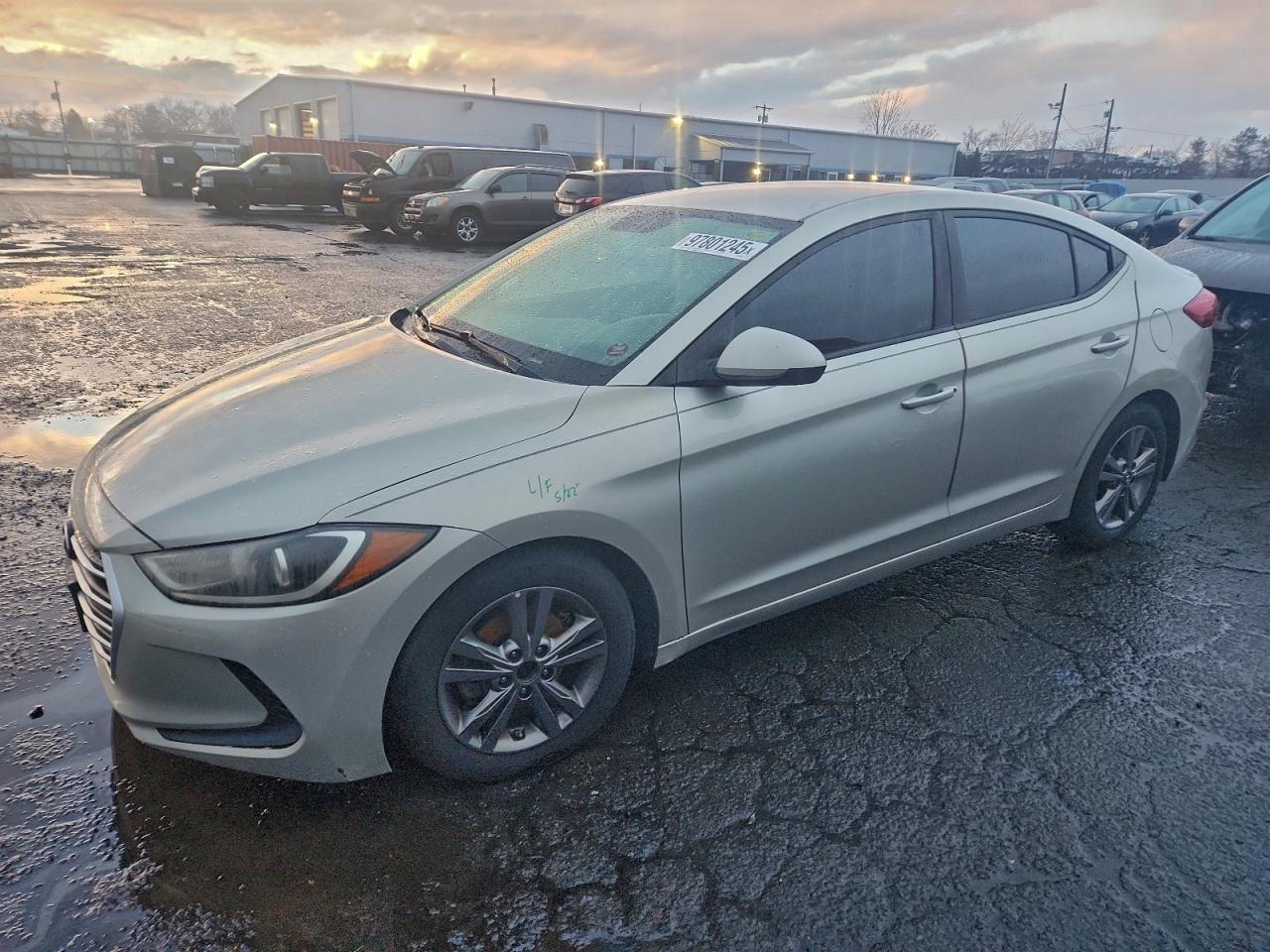 2017 HYUNDAI ELANTRA